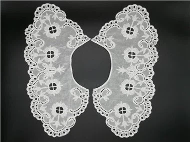 Two Halves Collar Lace